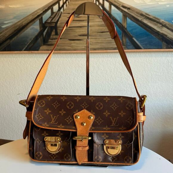 💎✨GORGEOUS✨💎Authentic Louis Vuitton Shoulder Bag - Picture 2 of 9